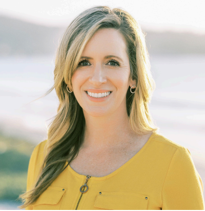 Shannon Cavanaugh headshot