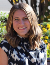 headshot of Loralei Zimbauer