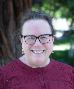 Headshot of Julie Stone