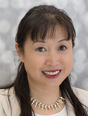 color headshot of Dr. Winncy Du